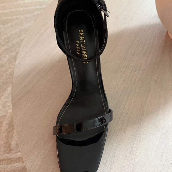 YSL Logo Heels - Picture 4 of 6
